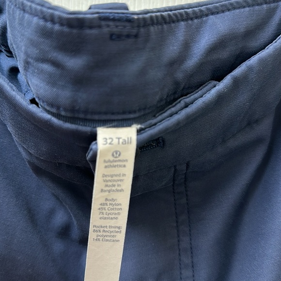 Lululemon Commission Pant Navy - Picture 16 of 16
